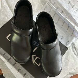 Dansko shoes, black, size 38